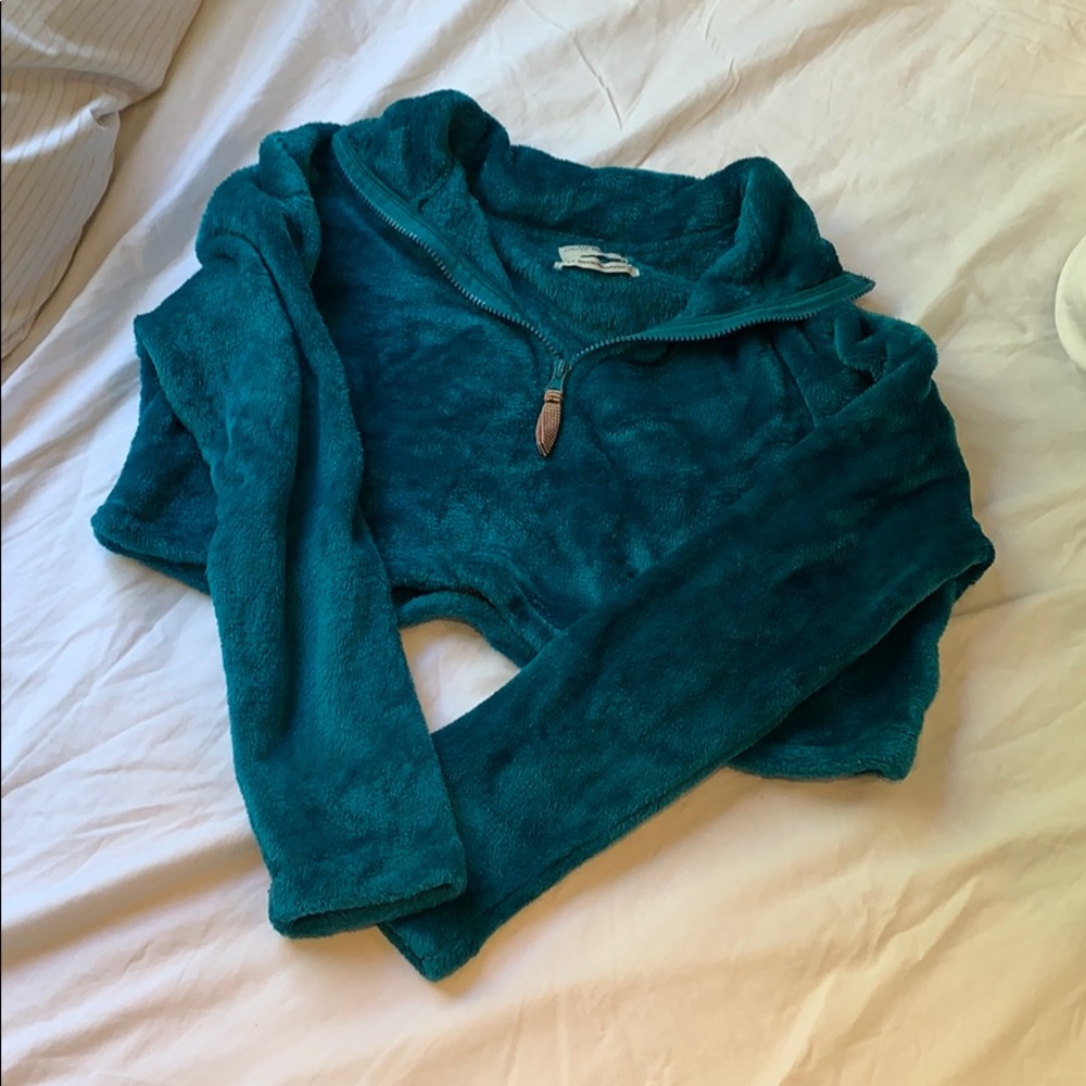 cropped fuzzy sweater